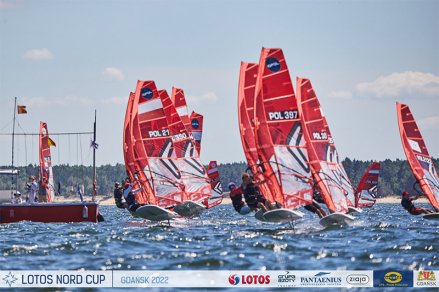 Bursztynowy Puchar Neptuna zdobyty! Regaty LOTOS Nord Cup Gdańsk żegnają jachty morskie.